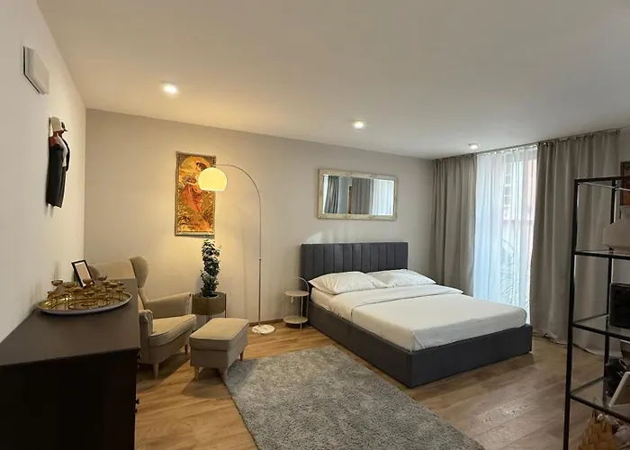Veleslaveenka Apartment *